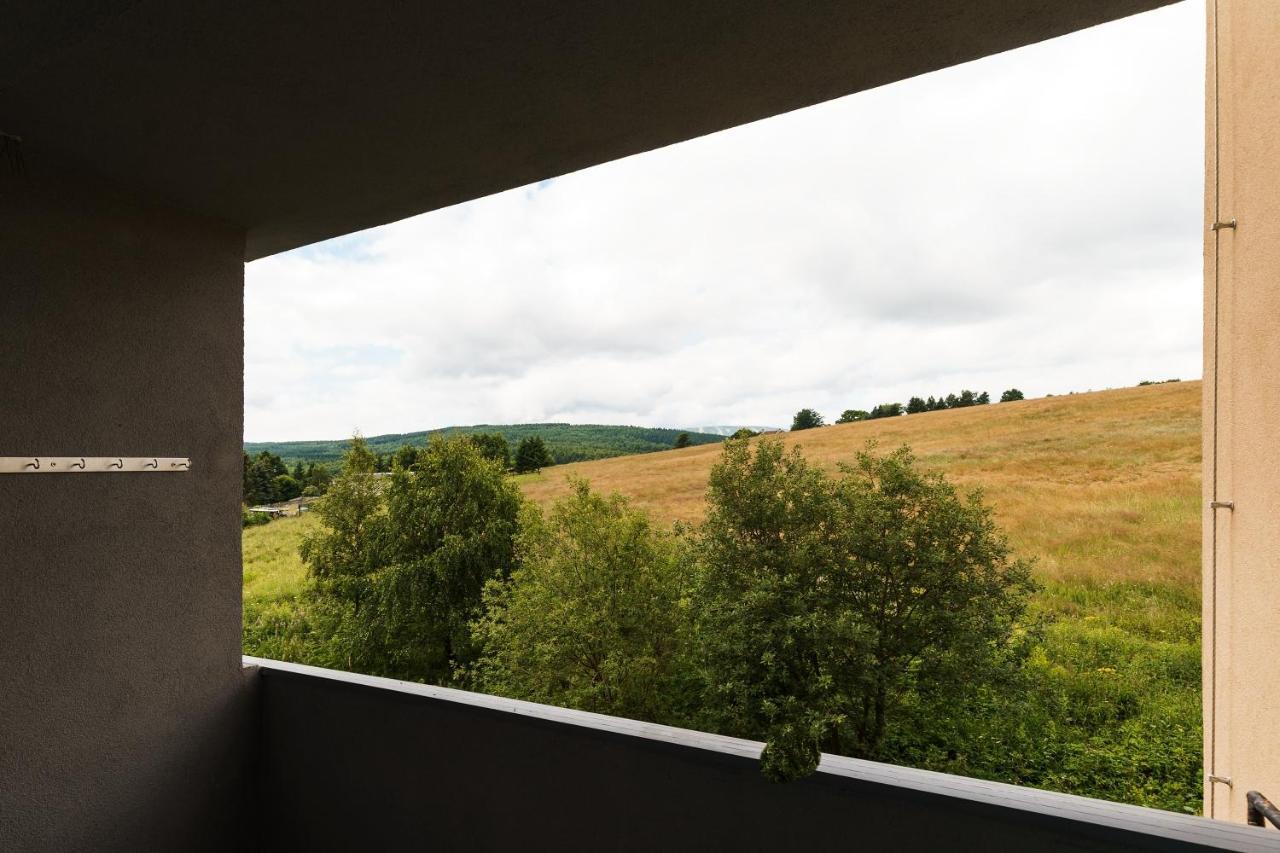 Family Trip Kovarska By Mountain Ways Apartment Bagian luar foto